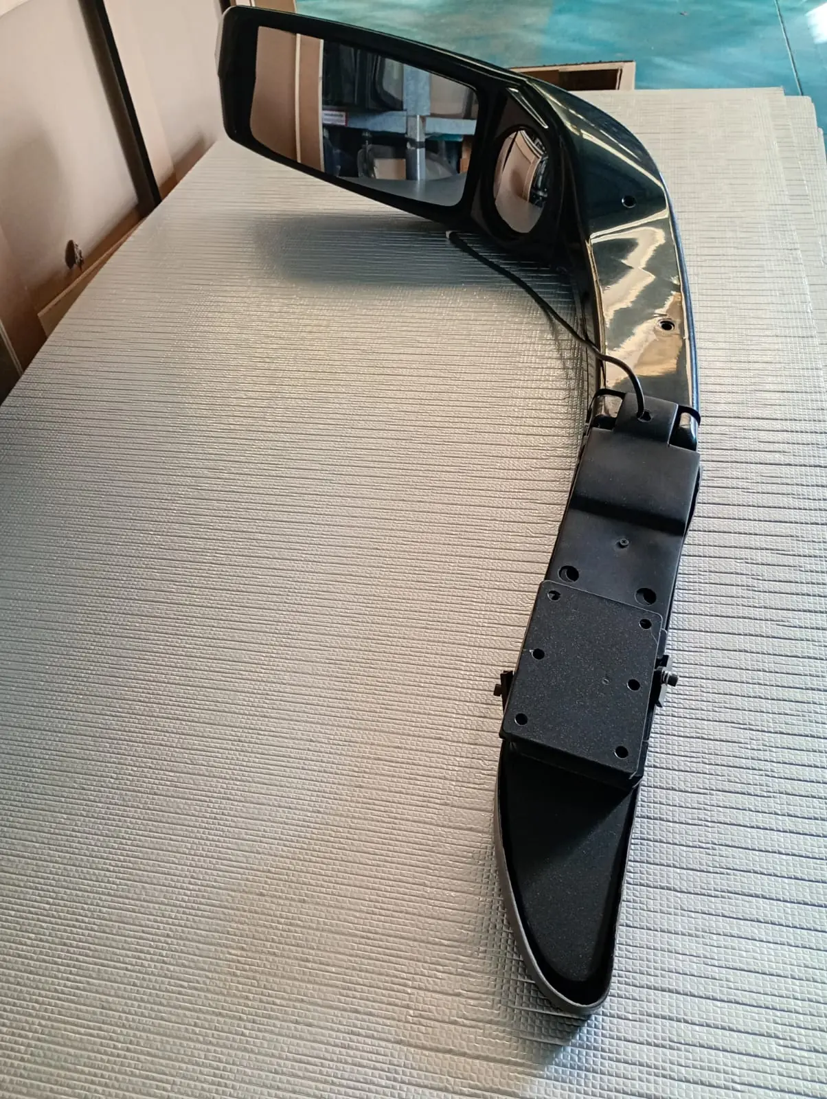 Espejo retrovisor exterior izquierdo